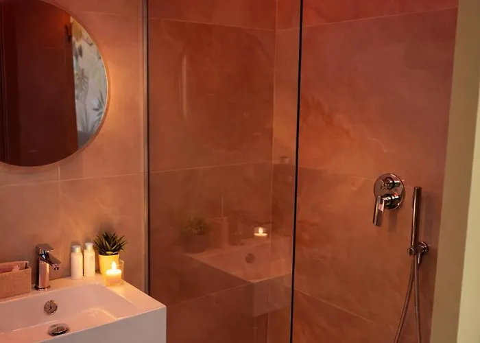 Armenes * 伊索拉迪卡波里祖托